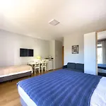 Gazde/Camere de închiriat Cloud9