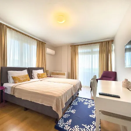 Homestay Cloud9 *