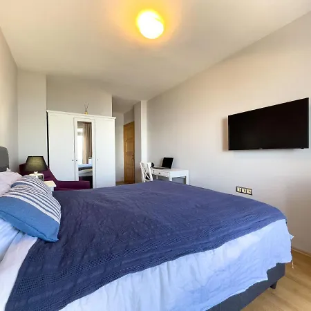 ホームステイ Cloud9 *