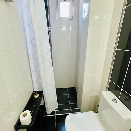 Quarto em Acomodações Particulares Cloud9 *