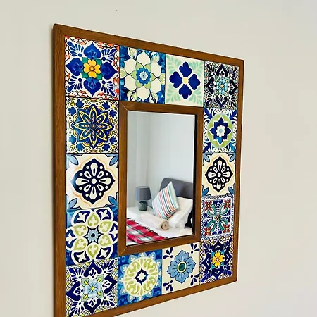 ホームステイ Cloud9 フェティエ