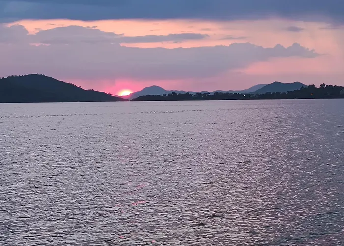 منزل للإقامة Cloud9 *