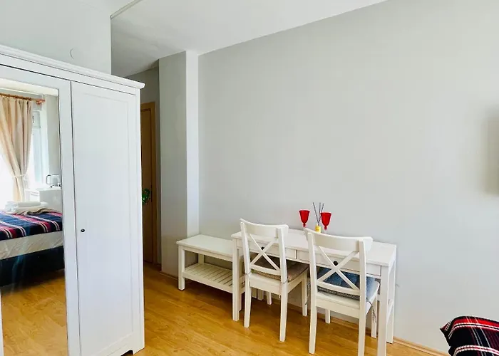 منزل للإقامة Cloud9 *